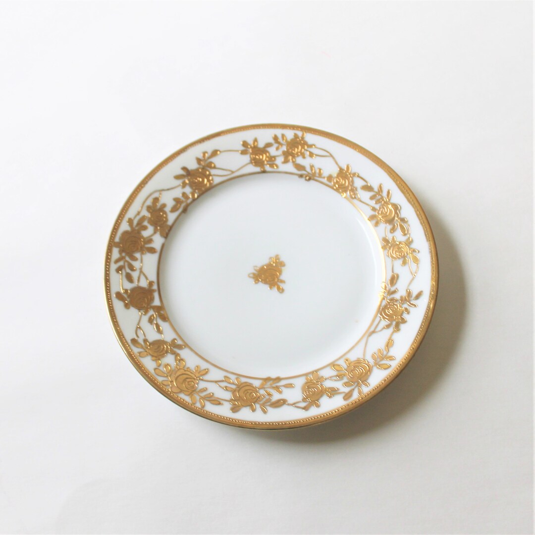 Hand Painted Nippon Plate, Heavy Gold Roses and Stems Design, Cottage