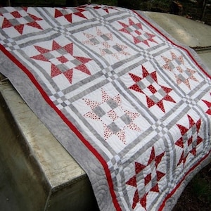 Lattice Star quilt // Digital Pattern.  Measures 58&quot; x 73&quot;  Perfect for a strong beginner