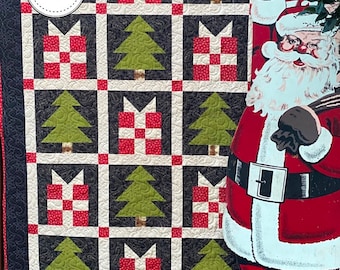 Presents Under the Tree//Mailed Pattern