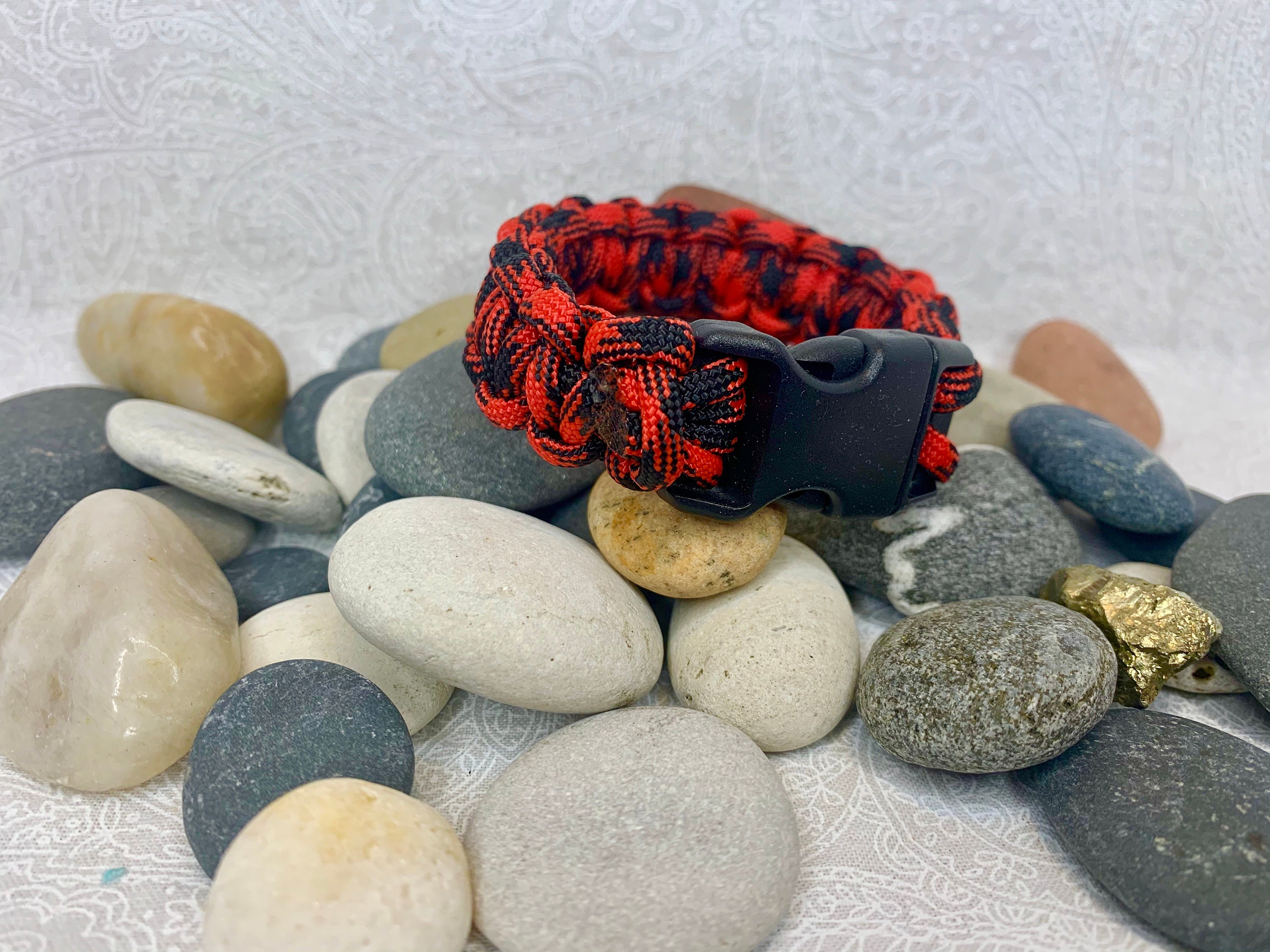 Black and Red Paracord Bracelet Etsy