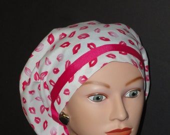 Ribbon Trimmed European Cap...Kisses Print with Pink Ribbon