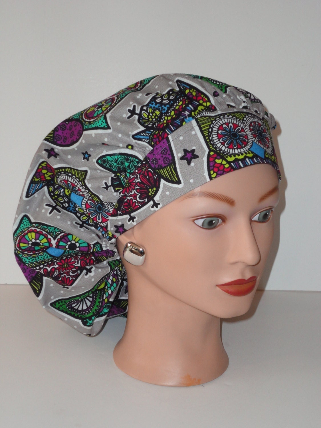 The Perfect Size Bouffant Scrub Hat...Owl Print w/matching Band...Surgical Hat/OR Scrub Hat