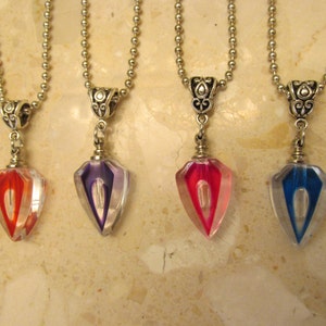 Mini Crystal Vial Cremation Ash Urn Necklace with Stainless Steel Chain