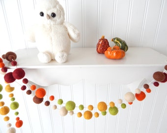 Autumn Garland, Fall Garland, Fall Decoration, Thanksgiving Garland, Felt Ball Garland, Halloween Decor, Autumn Decor, Pumpkin, Cranberry