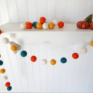 Autumn Garland, Fall Garland, Fall Decoration, Thanksgiving Garland Felt Ball Garland Halloween Decor Autumn Decor Teal Pumpkin Mantel Decor