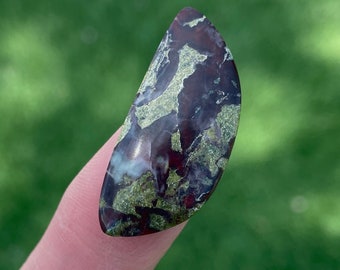 Video, Dragon Blood Cabochon