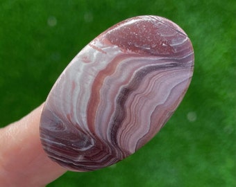 Video, Wonderstone Cabochon