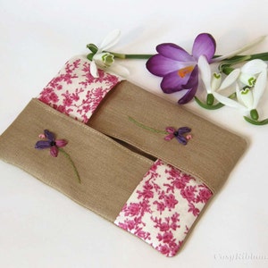 Flower tissue case, Linen Tissue , Pocket Tissue Holder, tissue  or handkerchief Case ,  Purse Tissue Case ,  Embroidered  Tissue Holder.