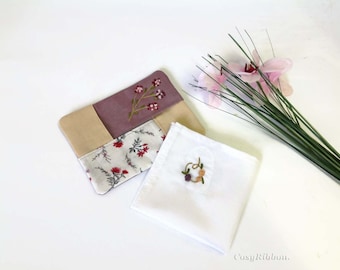 Embroidered Linen Tissue Case: Flowery Cotton Fabric Holder