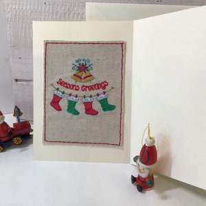 Carte de Noël brodée , carte Noël personnalisable, Carte grand format, Carte chaussettes Noël,