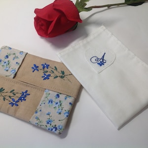 Estuche de tejido de flores, soporte de pañuelo, soporte de pañuelo de bolsillo azul, estuche de tejido bordado y pañuelo monogramado, estuche de bolsillo de viaje