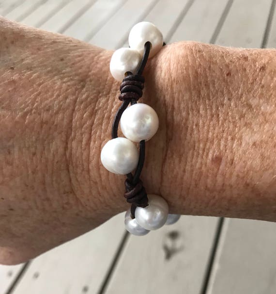 Leather and Double Pearl Bracelet #58