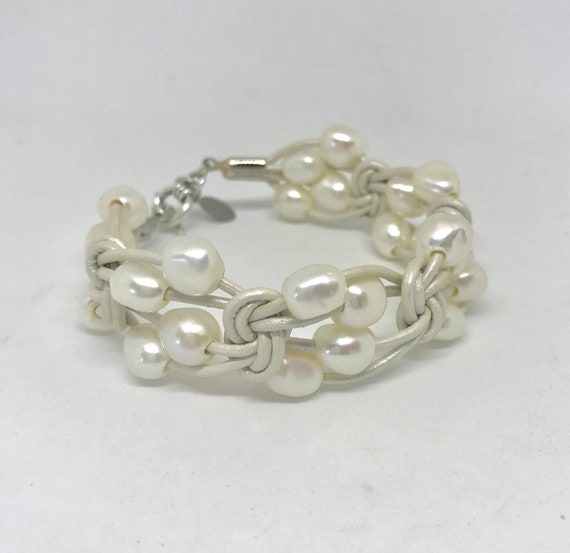 Large Knot Pearl Bracelet #313