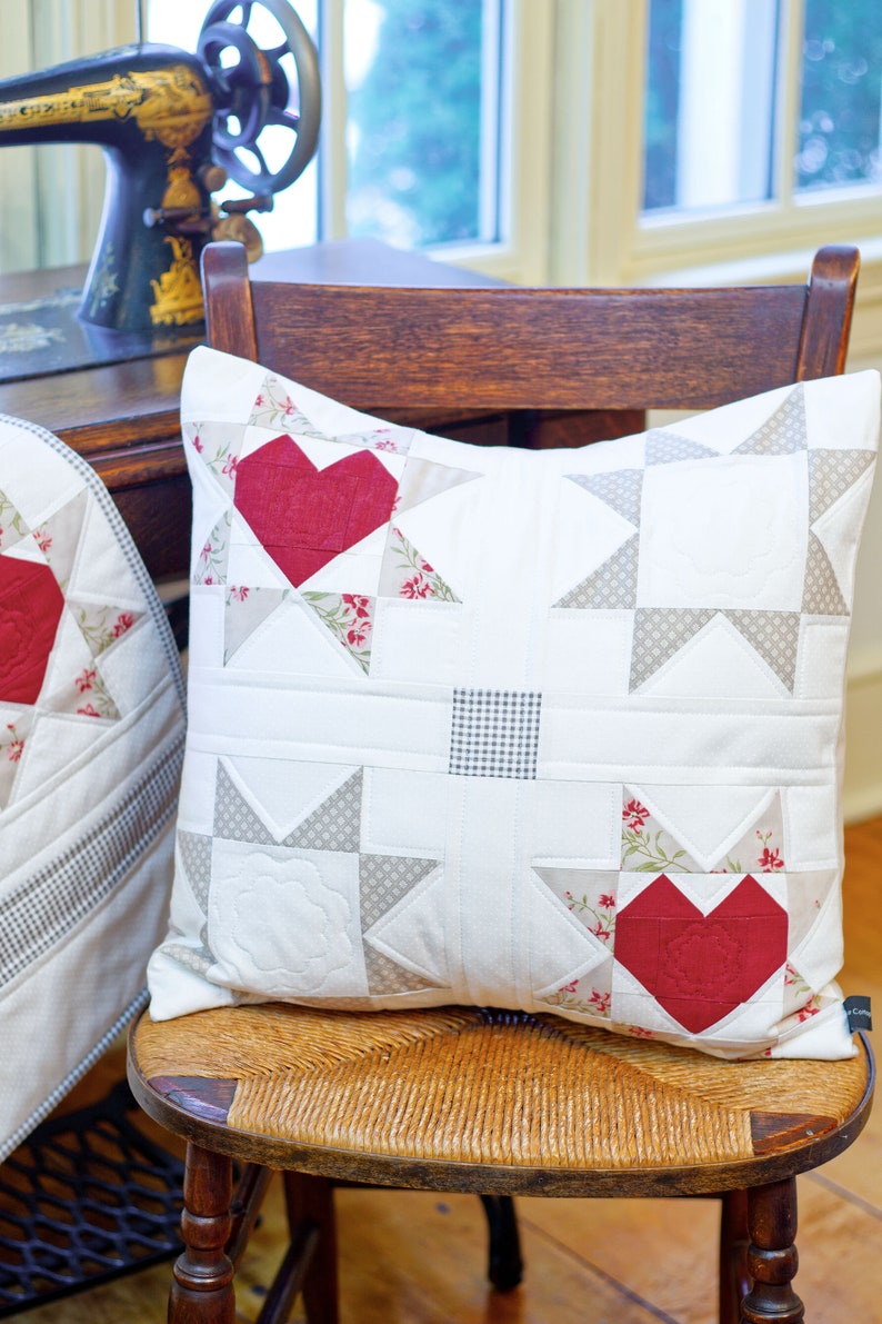 Table Runner Pattern Easy Quilt Patterns PDF Valentine Star and Heart Quilting Pattern /& BONUS Pillow Pattern Download
