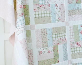 Patrones de acolchado en PDF, ideales para colchas Jelly Roll, desde colchas para bebés hasta colchas para cama, con diseño de enrejado de jardín.