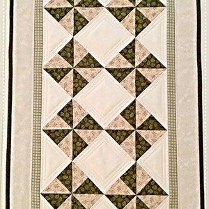 Easy Quilt Patterns PDF Easy Table Runner Pattern Scrappy Table Runner ...