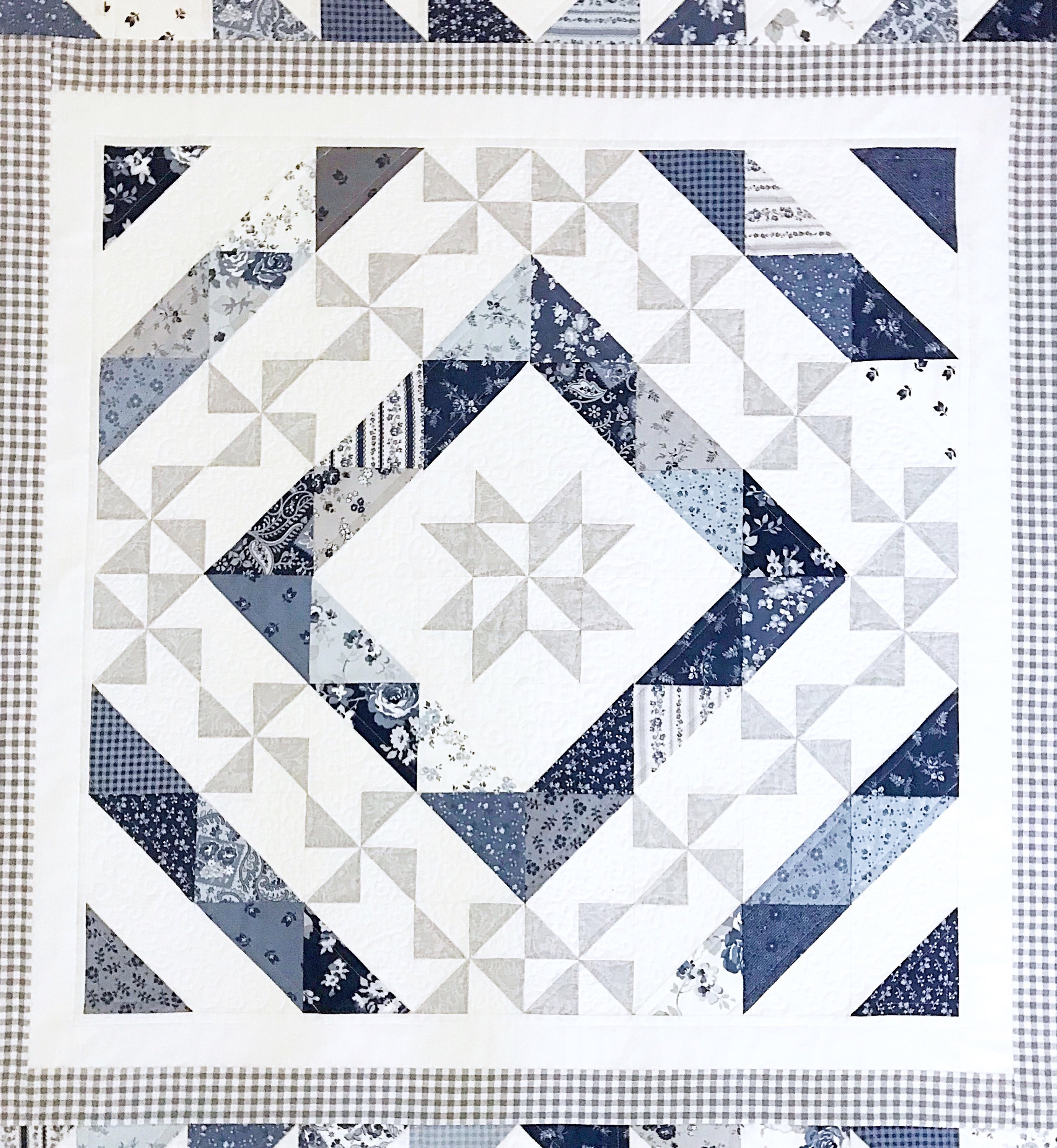 Charm Pack Quilt Patterns PDF Easy Quilt Pattern for Charm Packs ...