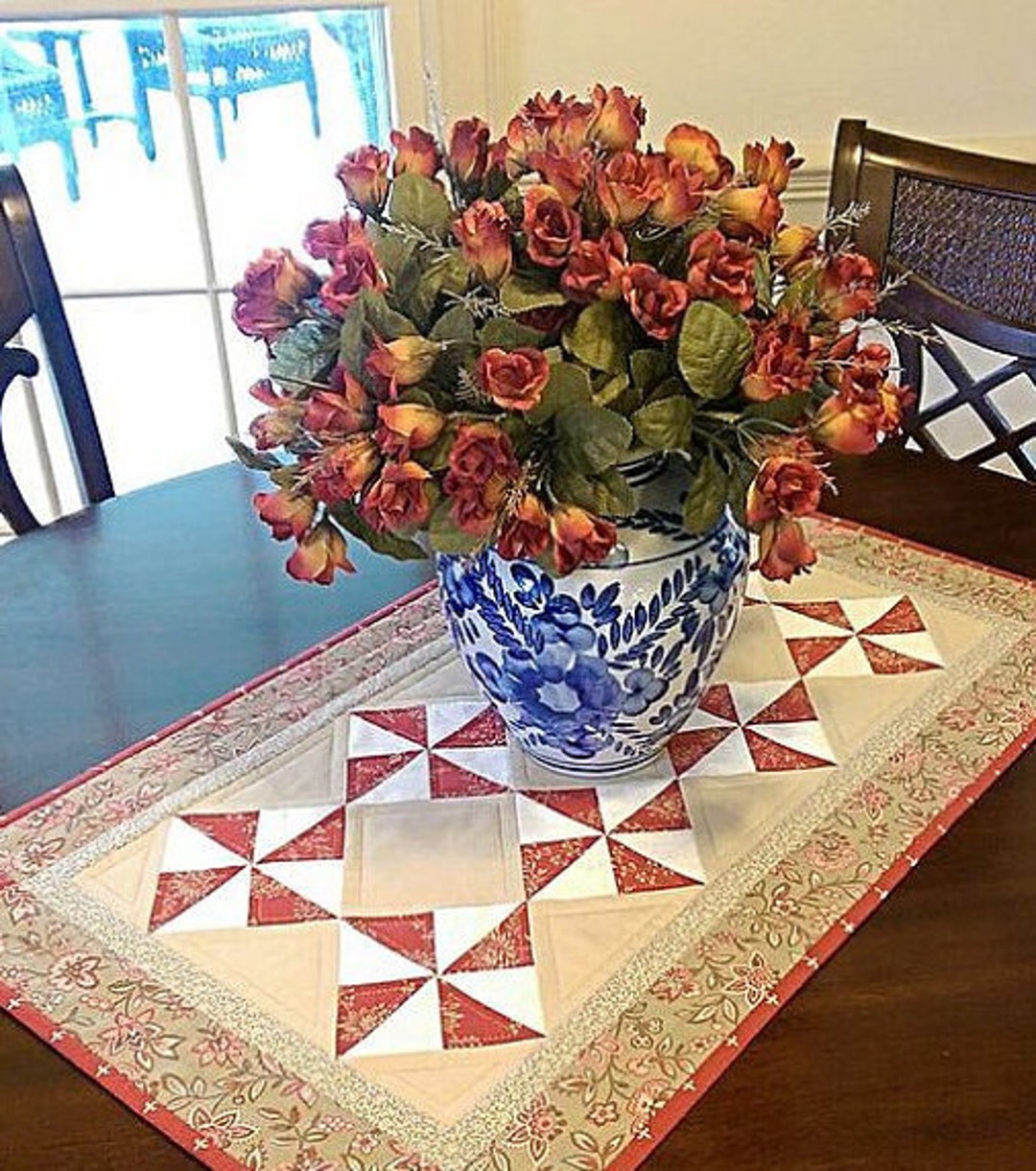 Easy Quilt Patterns PDF Easy Table Runner Pattern Scrappy Table Runner ...