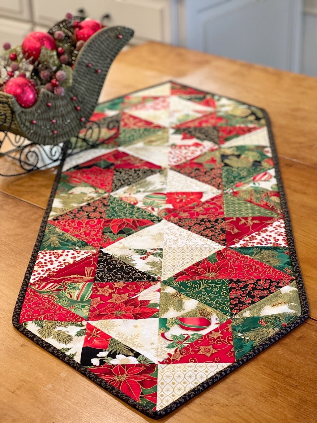 Table Runner Pattern For Charm Packs Quilt Pattern Table Runner