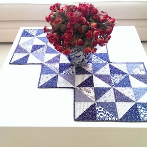 Table Runner Patterns PDF Easy Quilting Patterns for Charm Packs Table Runner Pattern Quilt Project for Beginners
