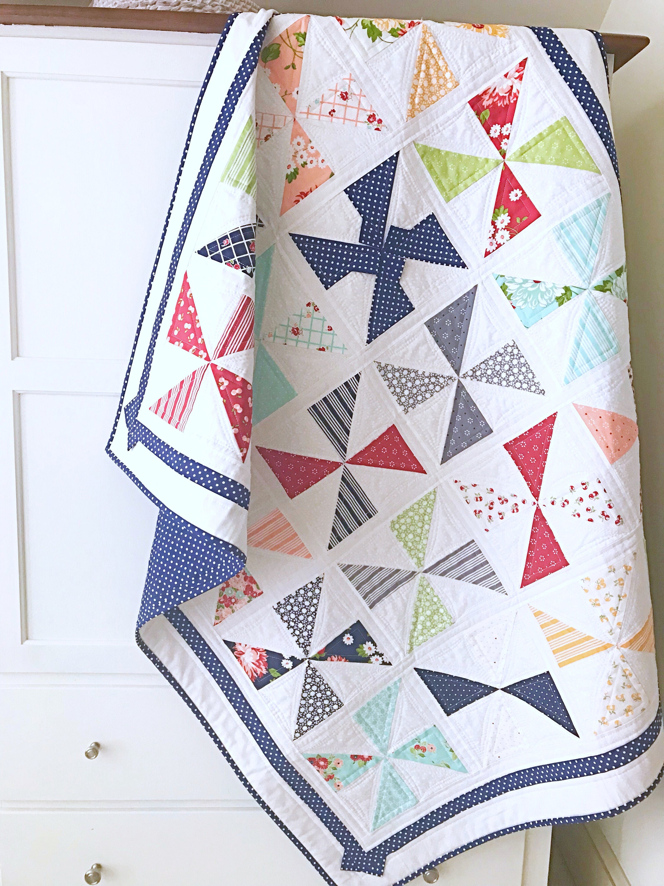 Easy Charm Pack Quilt Pattern - Perfect for Beginners! 