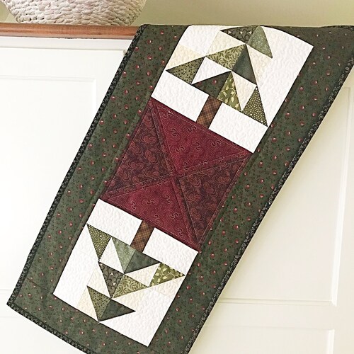 Christmas Quilt Patterns PDF Table Runner Patterns Primitive Quilt Pattern Winter Quilting Pattern Easy Quilt Patterns Scrappy Table Runner