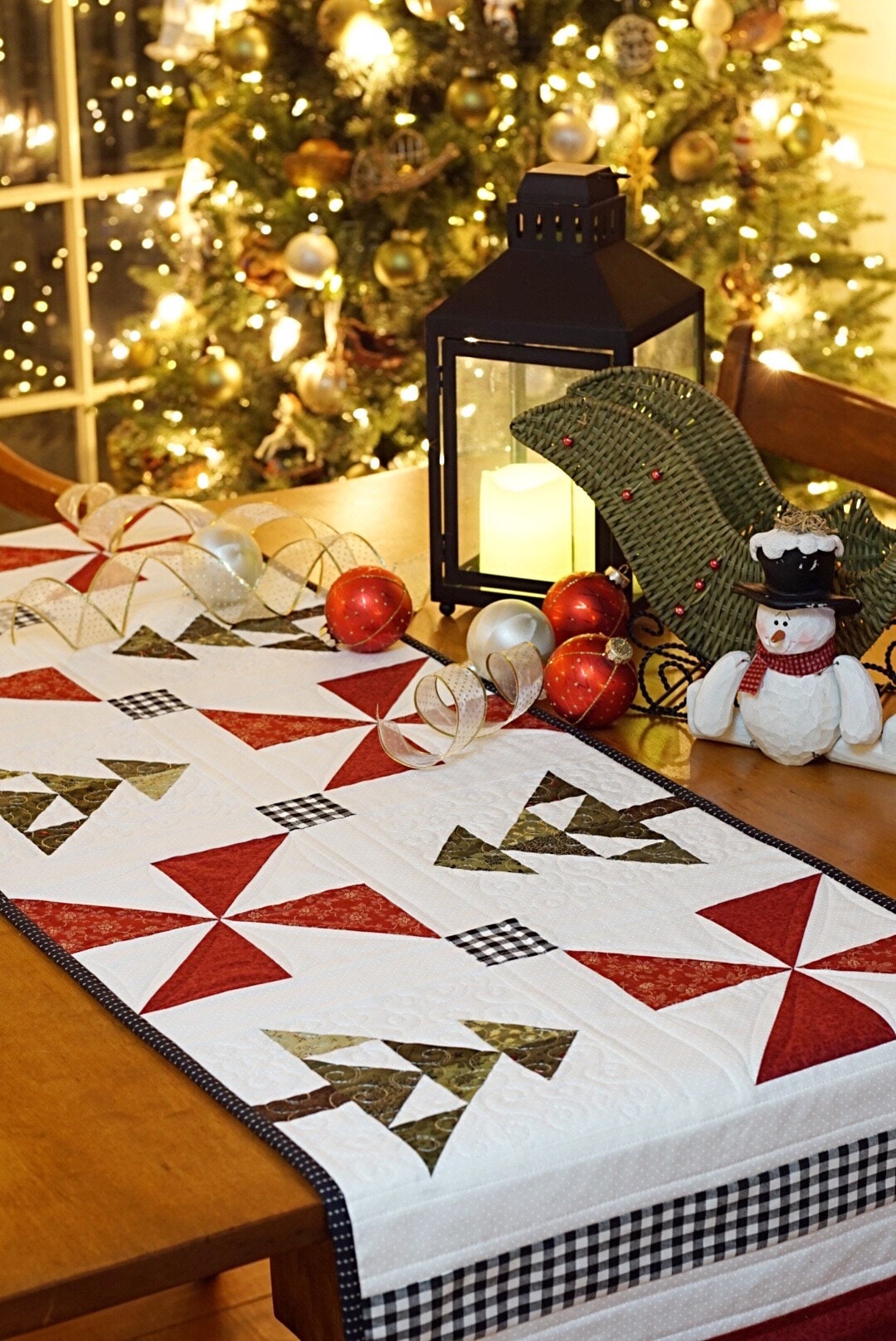 Christmas Quilt Patterns PDF Christmas Table Runner Patterns Easy ...