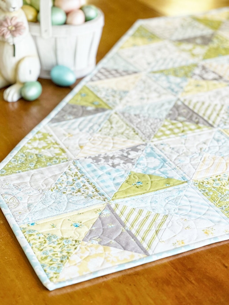 Table Runner Pattern Easy Quilt Patterns PDF Charm Pack Quilt Pattern ...