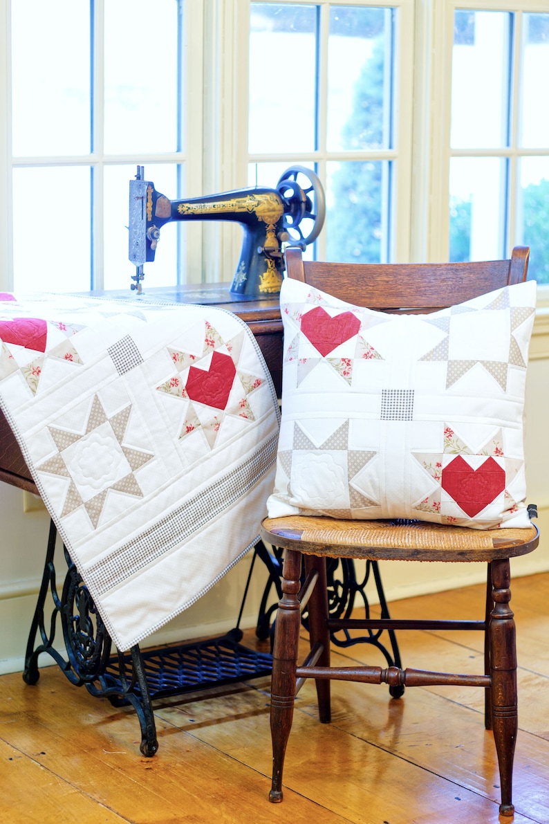 Table Runner Pattern Easy Quilt Patterns PDF Valentine Star and Heart Quilting Pattern /& BONUS Pillow Pattern Download
