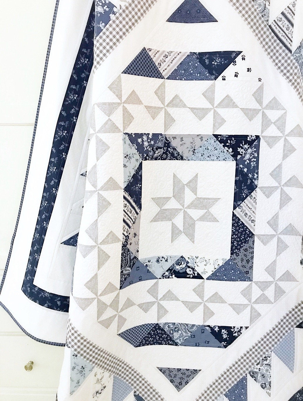 Charm Pack Quilt Patterns PDF Easy Quilt Pattern for Charm Packs ...