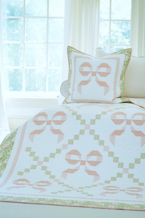 Quilting Pattern Buttons and Bows PAPER Quilt Pattern for Girls Easy Quilting Pattern for Crib Quilts to Bed Quilts