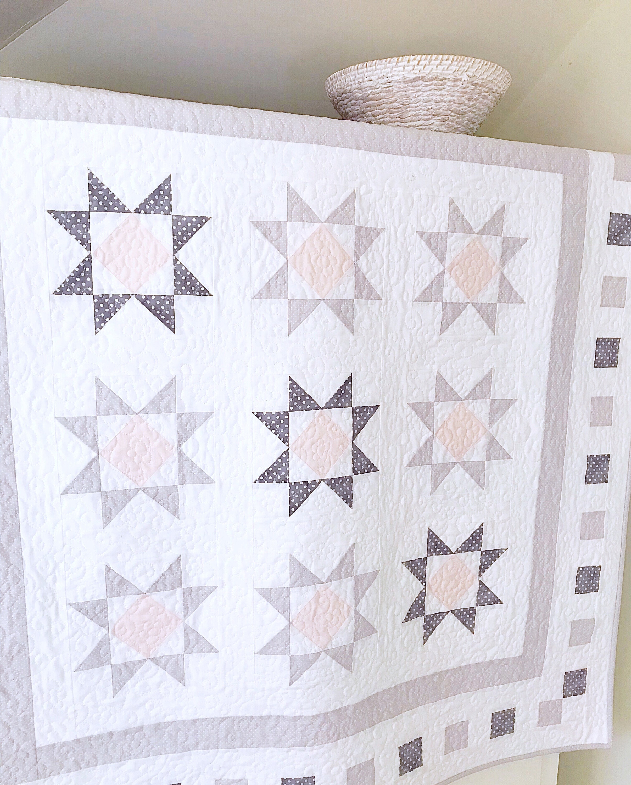 Free Baby Quilt Patterns - Classic, Modern Or Unique Designs ⋆ Hello Sewing