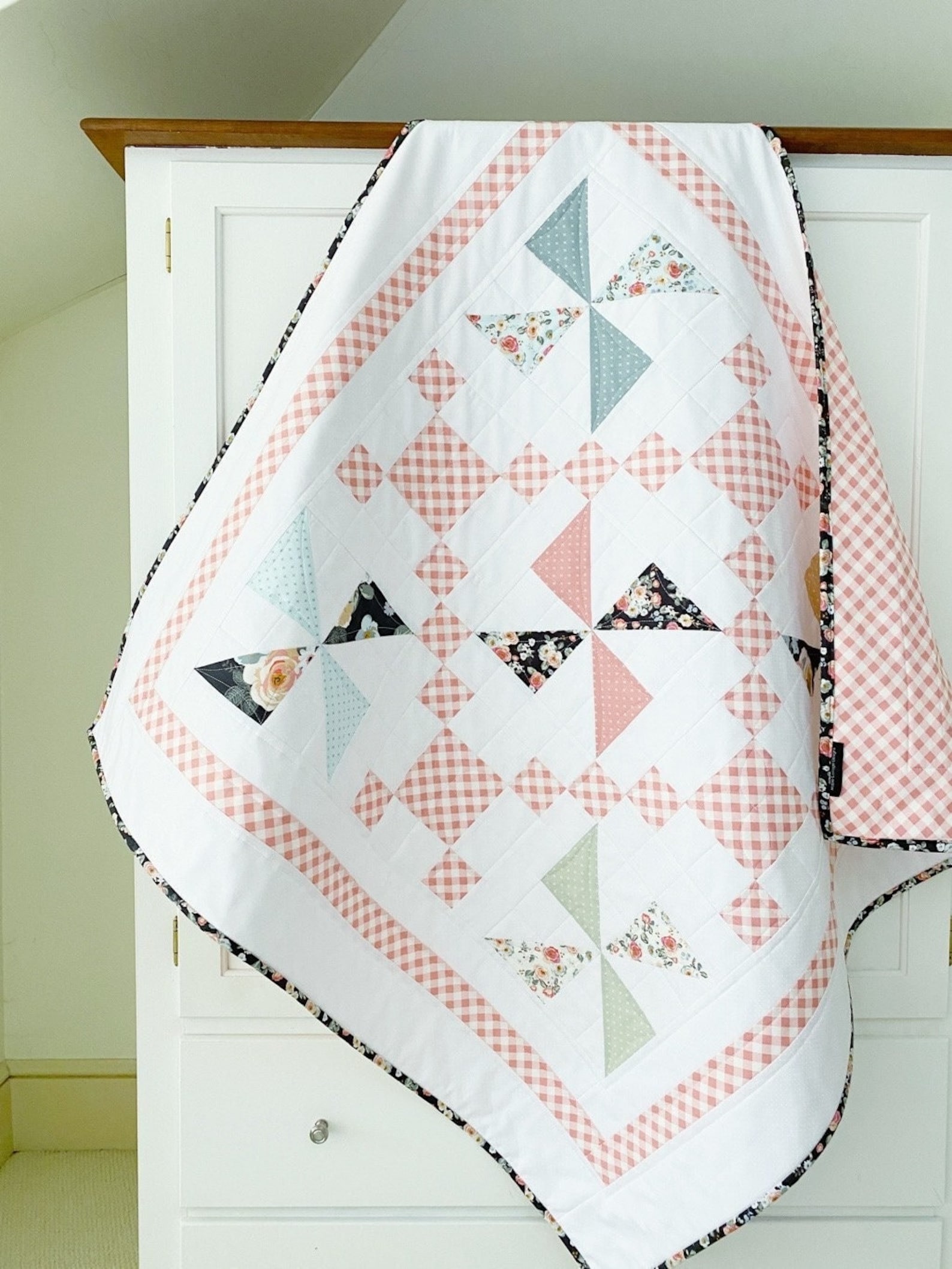 Baby Quilt Patterns PDF Charm Pack Quilt Pattern for Babies Crib Quilt