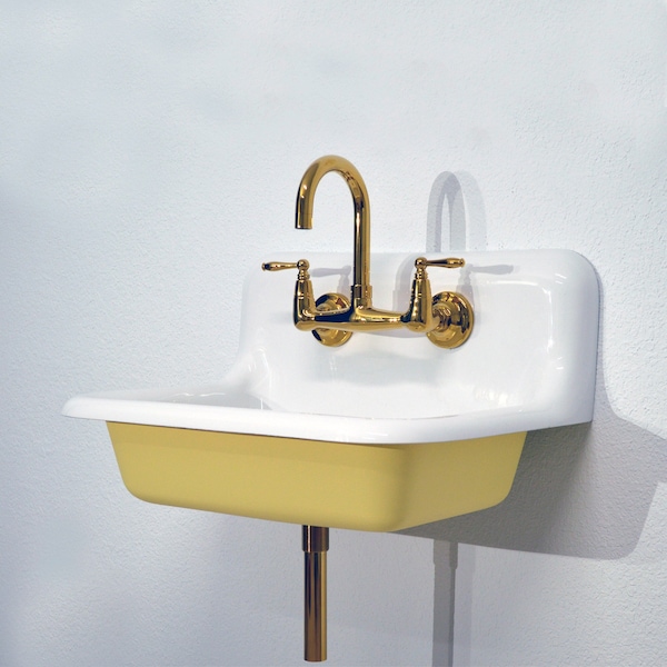 Wall Mount 24" x 18" Farm Sink with Polished Brass Faucet & Drain - La Luna Amarilla Exterior Color
