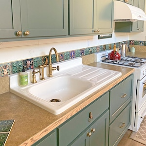 42&quot; x 24&quot; Single Bowl Right Hand Drainboard Farmhouse Sink - Model #SBW4224-R