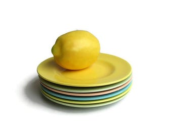 Sunset Pottery Bread & Butter Plates; Vernon Kilns Plates, Vernon Kilns Casual California Plates, Early California Dinnerware Plates