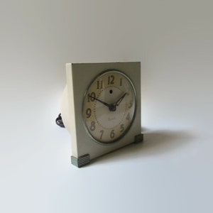 Vintage Art Deco Westclox Electric Alarm Clock; Vintage Electric Alarm Clock, Vintage Alarm Clock, Art Deco Alarm Clock, Art Deco Decor