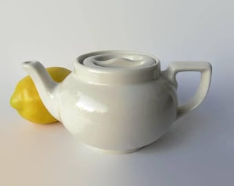 Hall China Buffet Individual Teapot & Lid; Hall China Teapot, Hall China Individual Teapot, Hall China Hot Water Hottle, Hall Teapot
