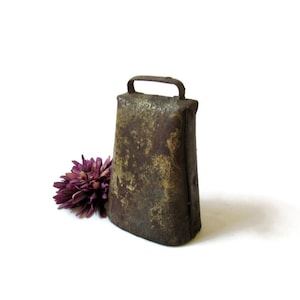 Bell; Animal Bell, Cow Bell, Iron Bell, Livestock Bell, Vintage Bell, Cowboy Decor, Rustic Decor, Western Decor