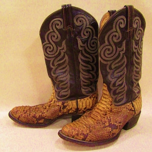 Tony Lama Boa Constrictor Cowboy Boots; US Mens Size D; Boa