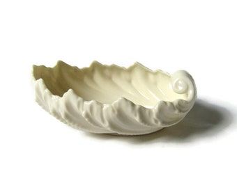 Lenox Shell Dish Green Ink Stamp Back Mark 1930-1952; Antique Lenox, Vintage Lenox, Lenox Shell Dish, Lenox Green Mark