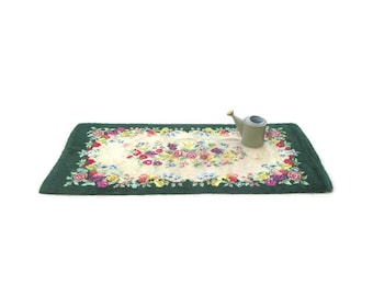 Handmade Latch Hook Rug; Latch Hook Rug, Hand Latched Rug, Hand Made Rug, Cottagecore Rug, Floral Rug, Shabby Chic Rug, Large Throw Rug