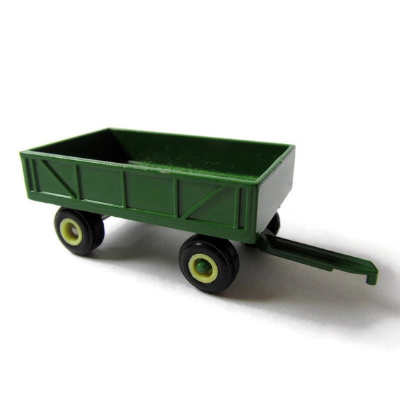 ertl hay wagon