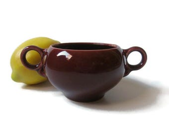 Universal Ballerina Burgundy Sugar Bowl, Mid Century Dinnerware