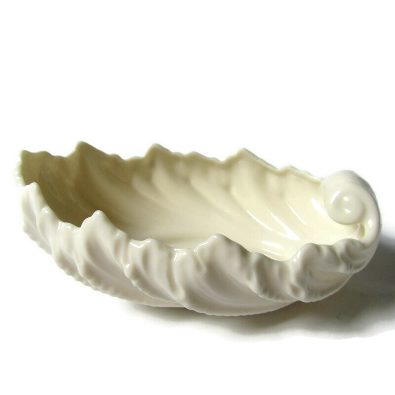 Lenox shell dish hotsell