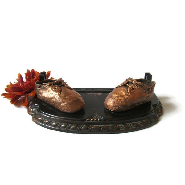 Bronze Baby Shoes With Picture Frame, Copper Baby Shoes, Antique Baby Shoes, Vintage Baby Shoes, Nursery Accessory, Nursery Decor