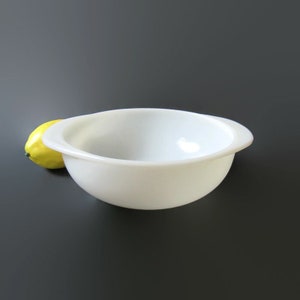 Pyrex Casserole Dish #623; Pyrex Ovenware Opalware Casserole Dish, Pyrex Opal Ware Casserole Dish, Pyrex Tab Handle 1 1/2 Qt. Casserole
