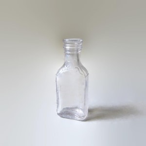 Owens-Illinois &quot;Illinois Oval&quot; 6 Oz. Lyric Pharmacy Bottle; Antique Apothecary Bottle, Antique Medicine Bottle, Antique Pharmacy Bottle