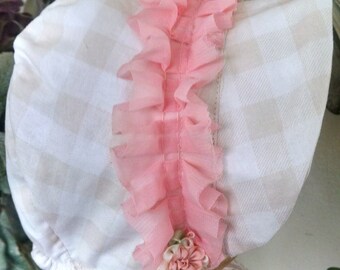 Baby Bonnet, baby girl Bonnet, Heirloom Baby Bonnet, Christening Bonnet, Baptism Bonnet,Sunbonnet,Baby Bonnet with Ruffle, baby hat, 6 to 12