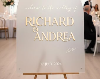 Personalised Acrylic Wedding Welcome Sign: 3D Mirror Names, Personalized Reception Welcome sign, Wedding Signage, Custom Signage, A3, A2, A1